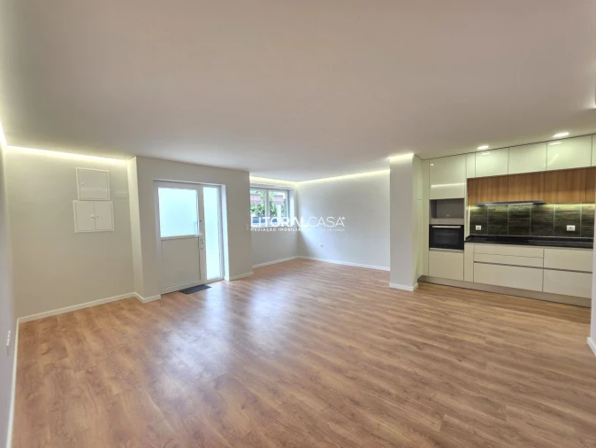 Apartamento T3 para Venda em Glória e Vera Cruz Foto 4