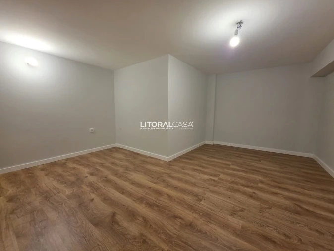 Apartamento T3 para Venda em Glória e Vera Cruz Foto 11