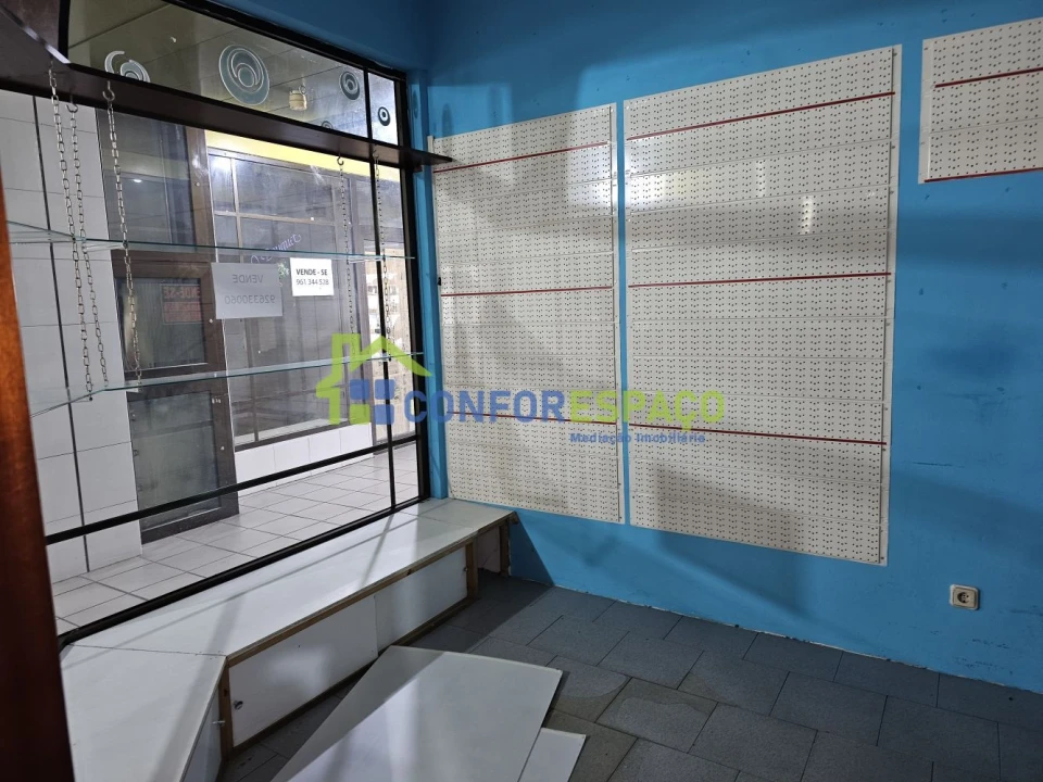 Loja para Arrendamento em Castelo Branco Foto 1