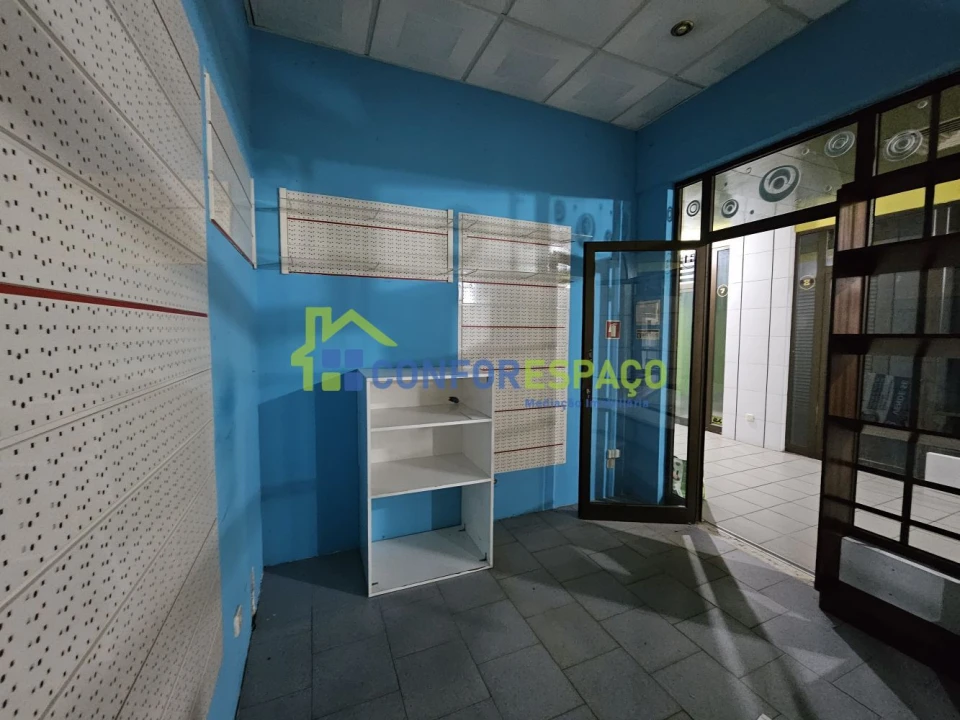 Loja para Arrendamento em Castelo Branco Foto 2