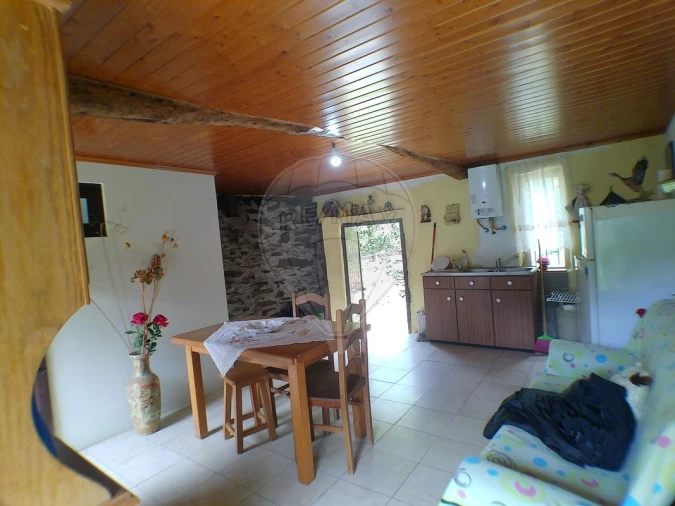 Moradia T1 para Venda em São Martinho das Moitas e Covas do Rio Foto 20