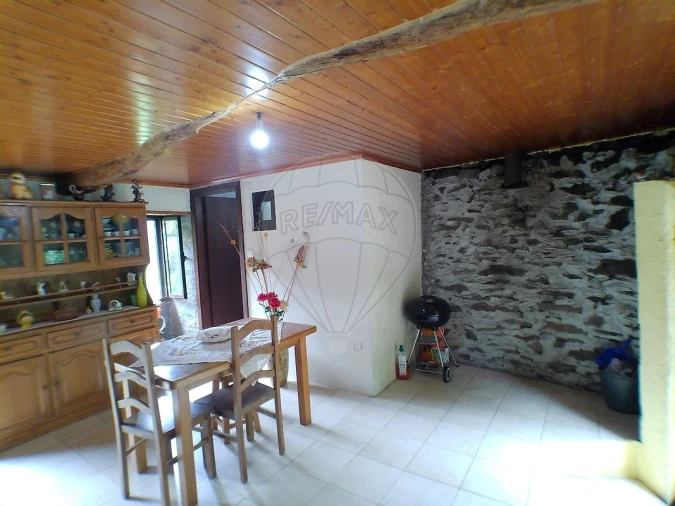 Moradia T1 para Venda em São Martinho das Moitas e Covas do Rio Foto 26