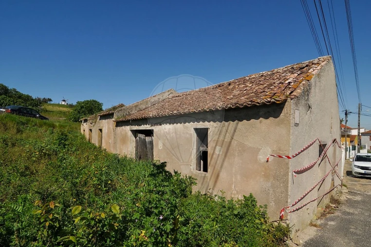 Moradia T2 para Venda em Carvoeira e Carmões Foto 15