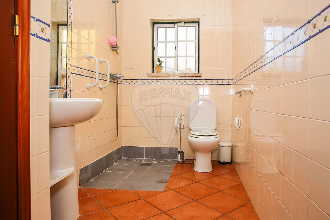 Moradia T4 para Venda em Cartaxo e Vale da Pinta Foto 2