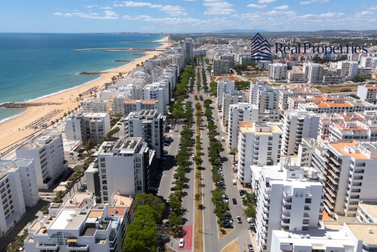Apartamento T2 para Venda em Quarteira Foto 51
