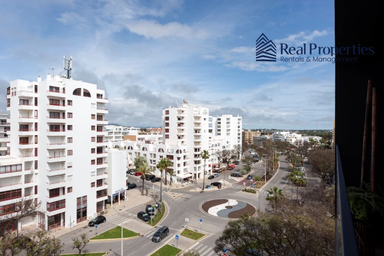 Apartamento T2 para Venda em Quarteira Foto 27