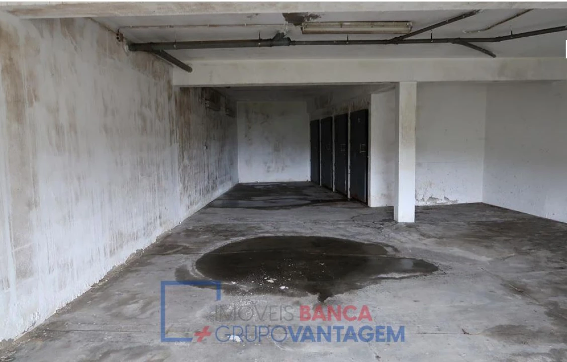 Armazém para Venda em Comenda Foto 7