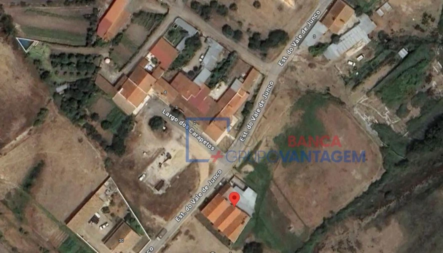 Armazém para Venda em Comenda Foto 8