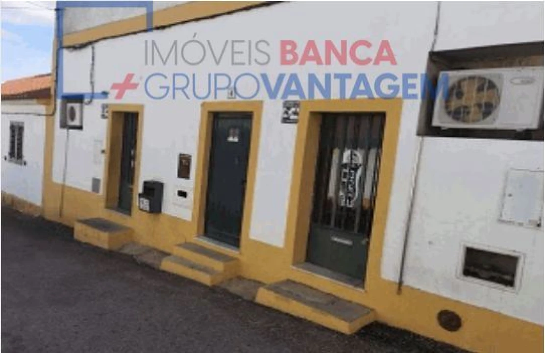 Apartamento T3 para Venda em Viana do Alentejo Foto 5