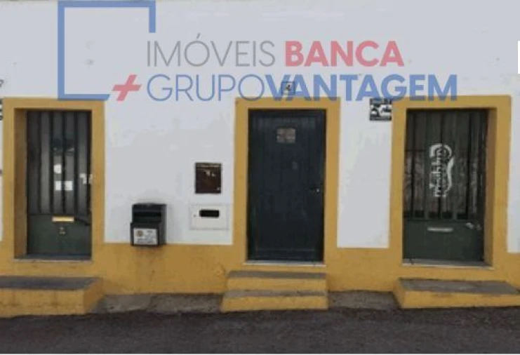 Apartamento T3 para Venda em Viana do Alentejo Foto 4