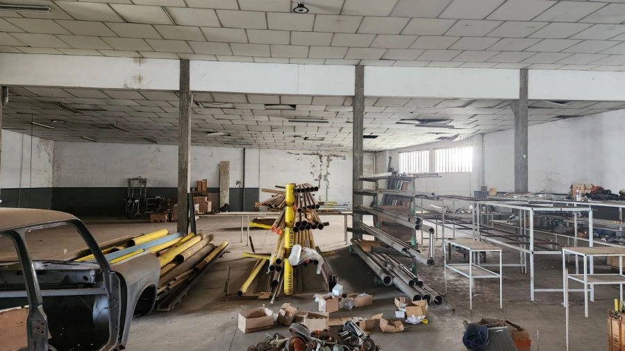 Armazém para Arrendamento em Nogueira e Silva Escura Foto 3