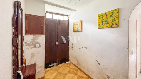 Moradia T2 para Venda em Loule (São Sebastião)