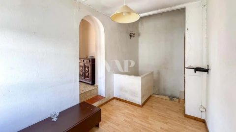 Moradia T2 para Venda em Loule (São Sebastião)