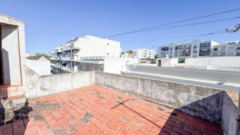 Moradia T2 para Venda em Loule (São Sebastião)