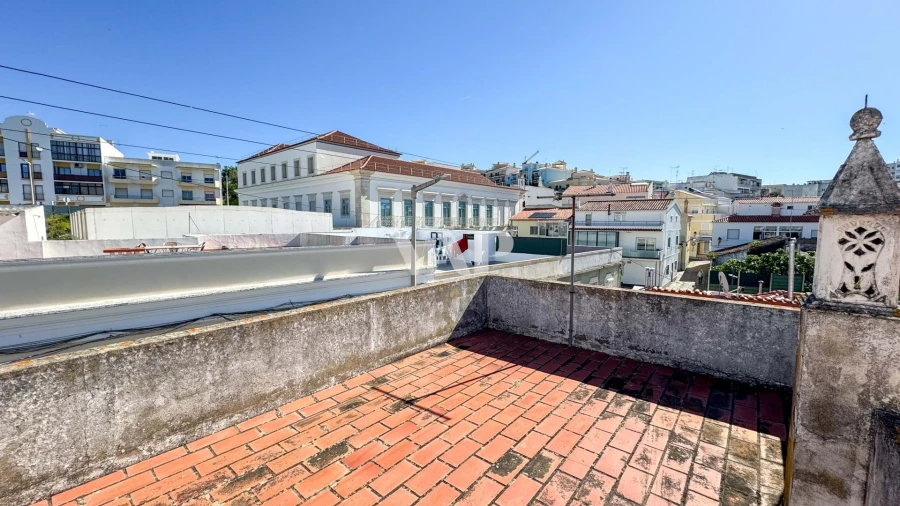 Moradia T2 para Venda em Loule (São Sebastião) Foto 29