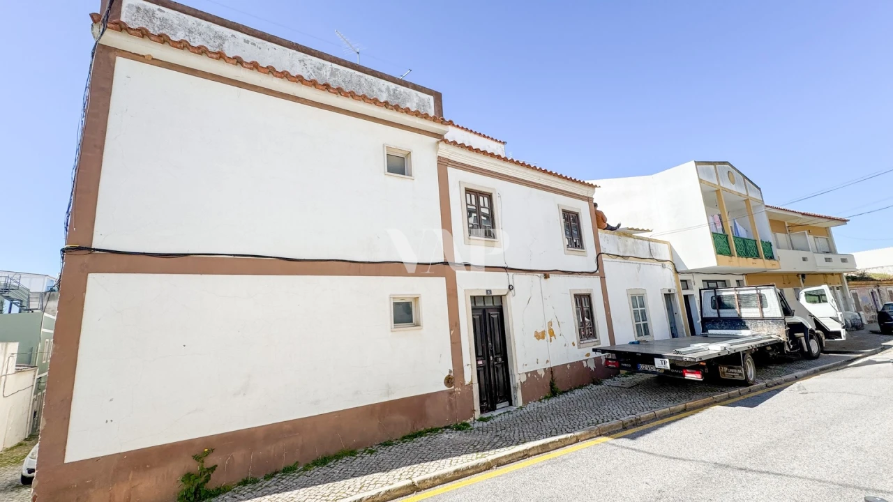 Moradia T2 para Venda em Loule (São Sebastião) Foto 33