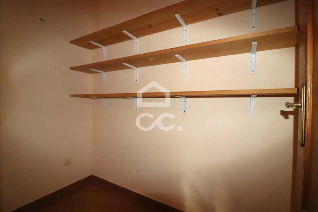 Prédio para Venda em Avelar Foto 12