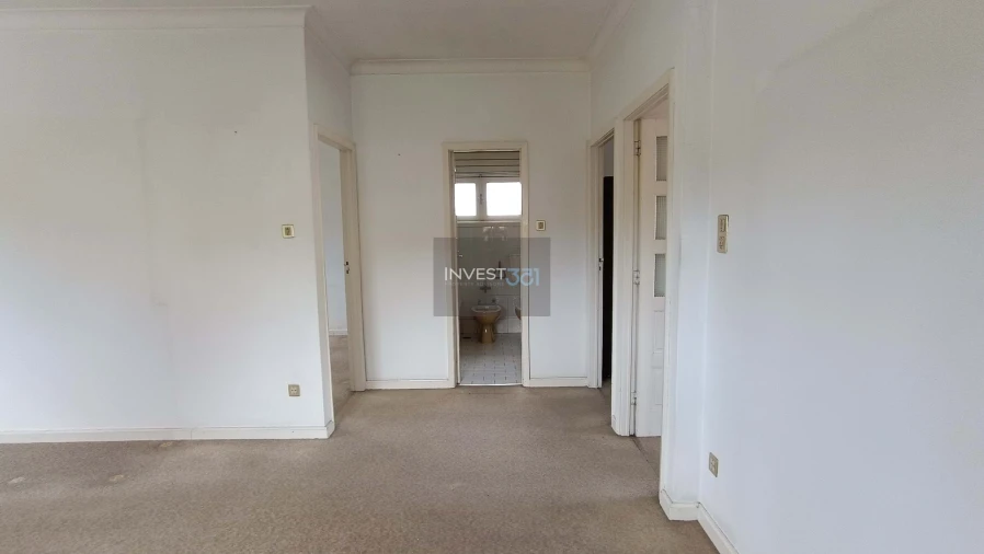 Moradia T4 para Venda em Santa Marinha e São Pedro da Afurada Foto 5