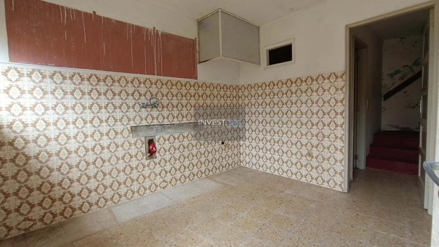 Moradia T4 para Venda em Santa Marinha e São Pedro da Afurada Foto 16