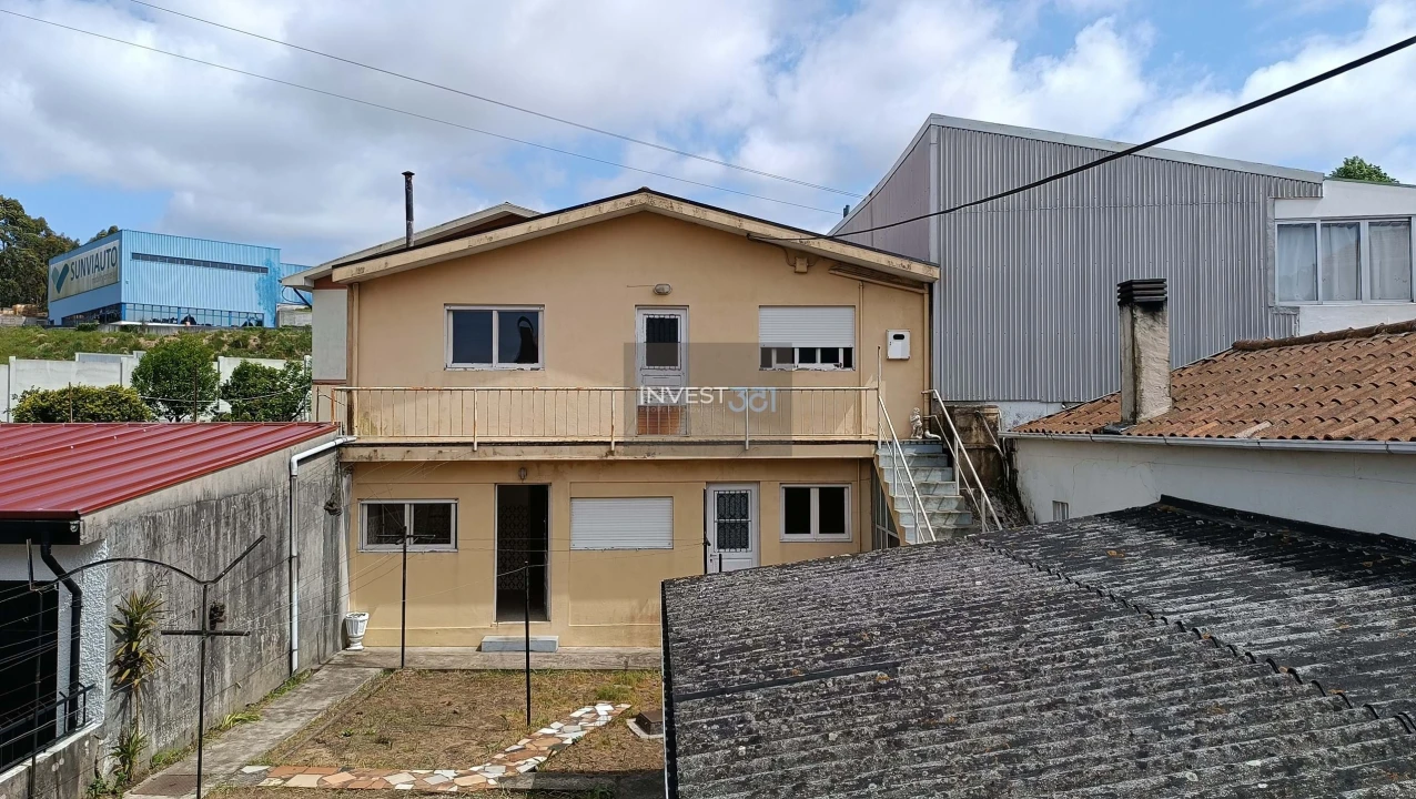 Moradia T4 para Venda em Santa Marinha e São Pedro da Afurada Foto 14