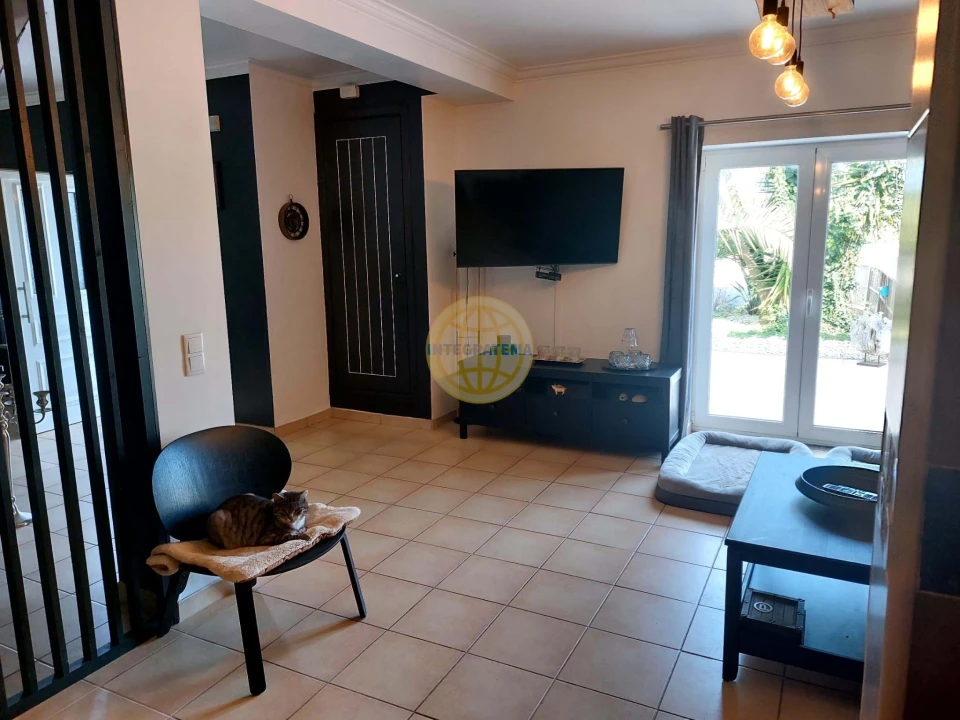 Moradia T7 para Venda em Alfeizerão Foto 8