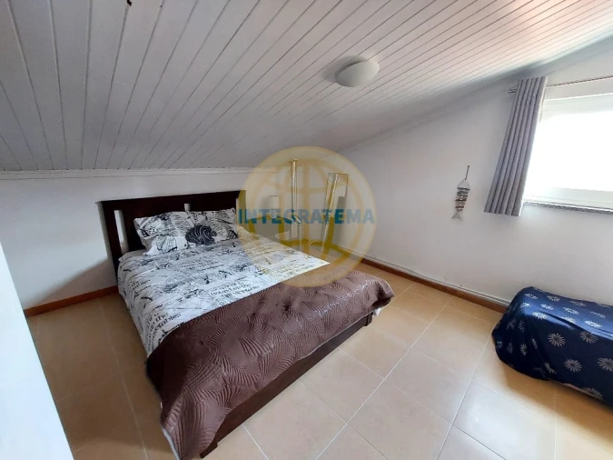 Moradia T7 para Venda em Alfeizerão Foto 10