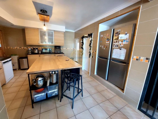 Moradia T7 para Venda em Alfeizerão Foto 6