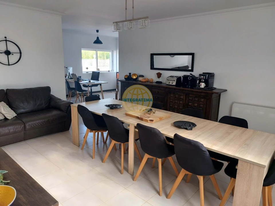 Moradia T7 para Venda em Alfeizerão Foto 2