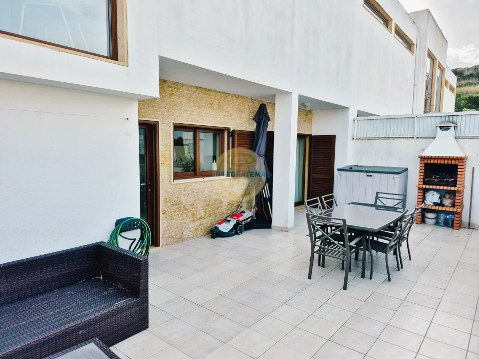 Moradia T4 para Venda em Foz do Arelho Foto 14