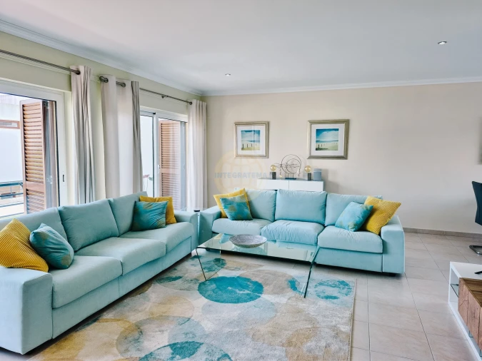 Moradia T4 para Venda em Foz do Arelho Foto 2