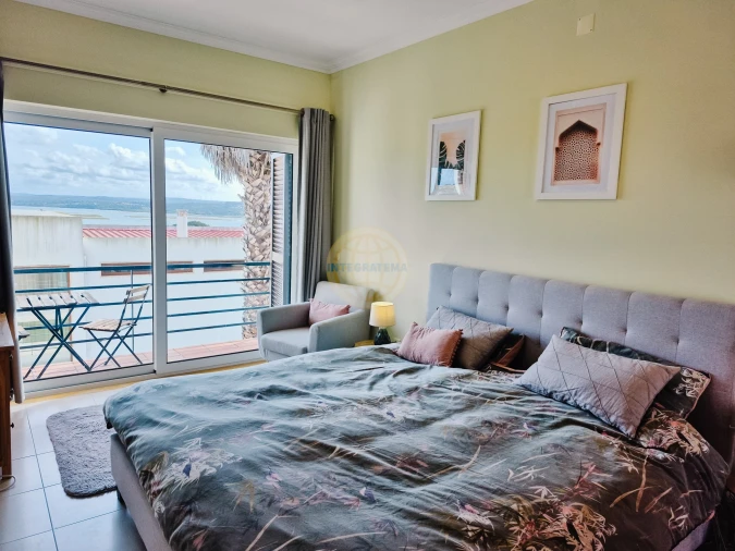 Moradia T4 para Venda em Foz do Arelho Foto 7