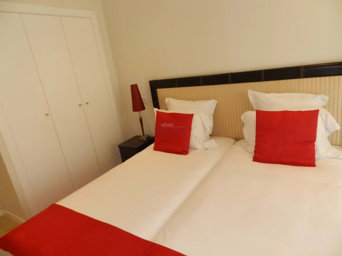 Apartamento T2 para Venda em Quarteira Foto 9