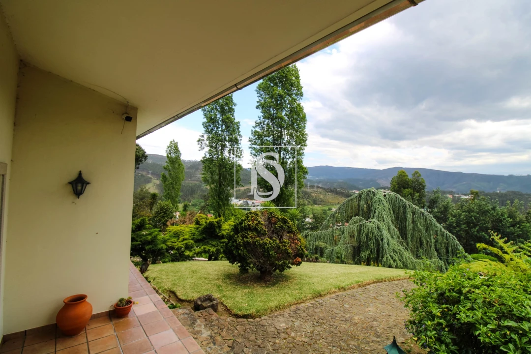 Moradia T3 para Venda em Ossela Foto 15