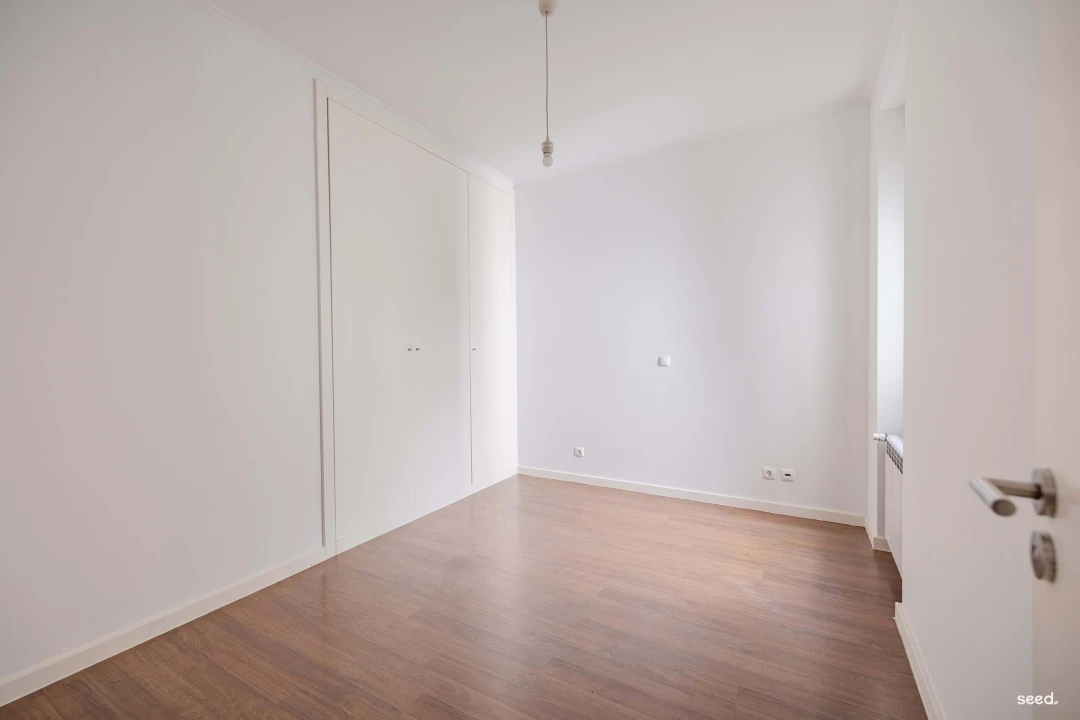 Apartamento T4 para Venda em Arroios Foto 13