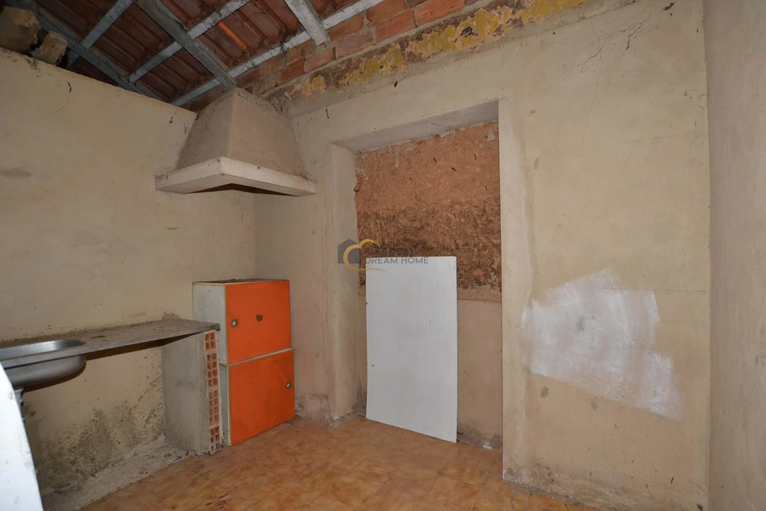 Moradia T3 para Venda em São Marcos da Serra Foto 6