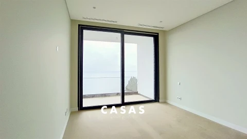 Moradia T4 para Venda em Arco da Calheta