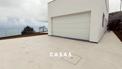 Moradia T4 para Venda em Arco da Calheta