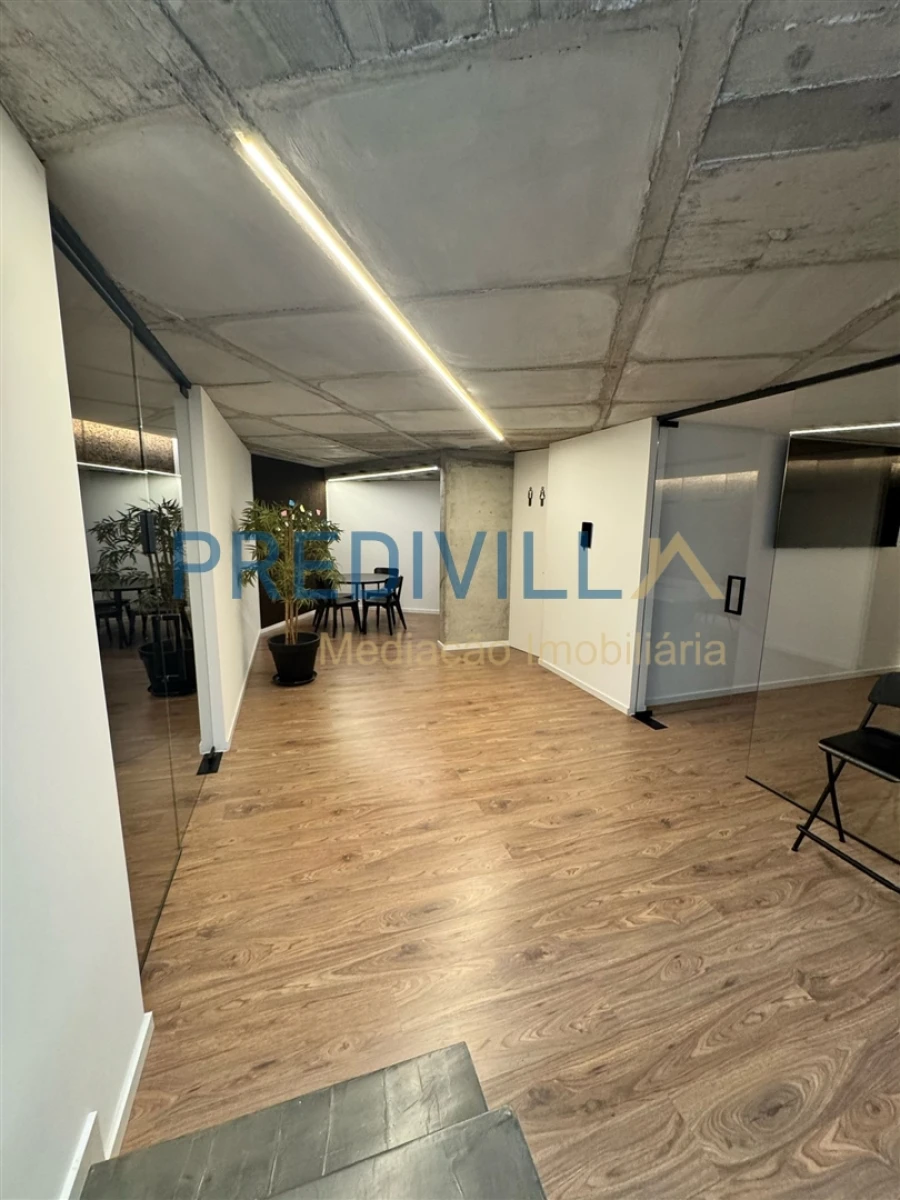 Escritório para Venda em Póvoa de Varzim, Beiriz e Argivai Foto 13