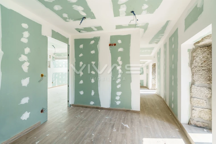 Moradia T0 para Venda em Cibões e Brufe Foto 11