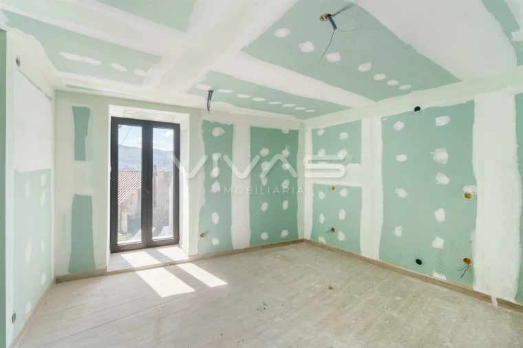 Moradia T0 para Venda em Cibões e Brufe Foto 17