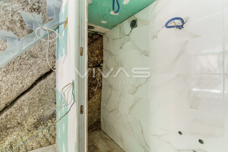 Moradia T1 para Venda em Cibões e Brufe Foto 9