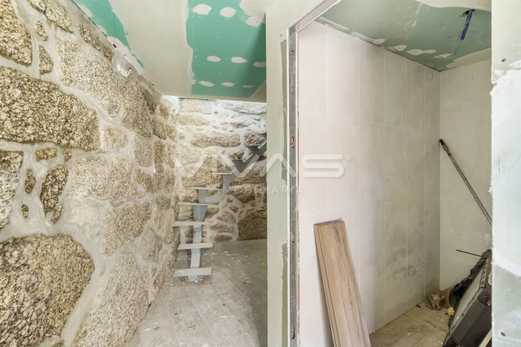 Moradia T1 para Venda em Cibões e Brufe Foto 5