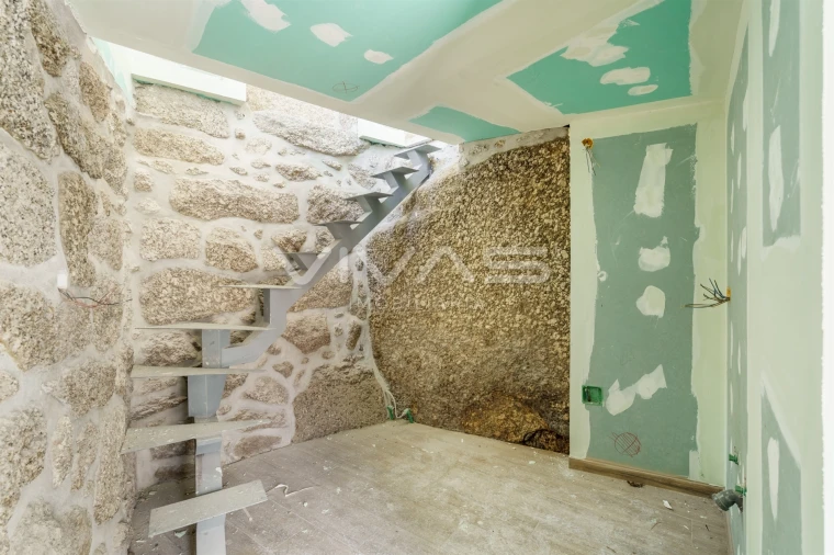 Moradia T1 para Venda em Cibões e Brufe Foto 7