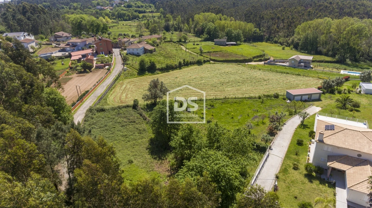 Terreno para Venda em Canedo, Vale e Vila Maior Foto 10