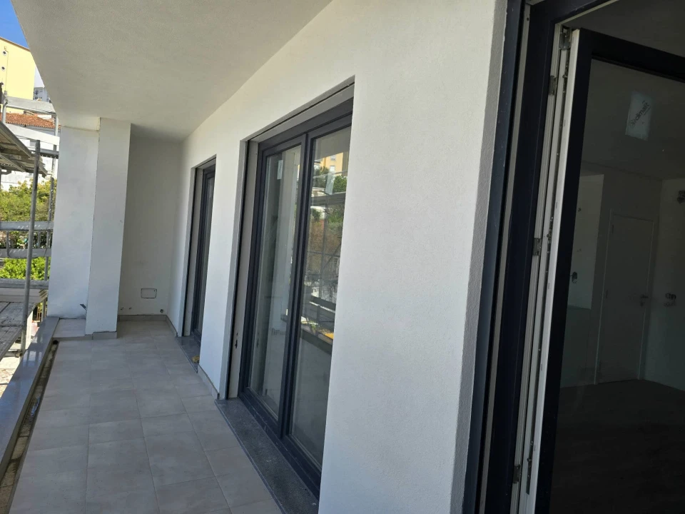 Apartamento T3 para Venda em Sé e São Lourenço Foto 9