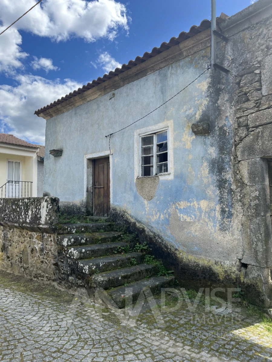 Moradia T3 para Venda em Satão Foto 4