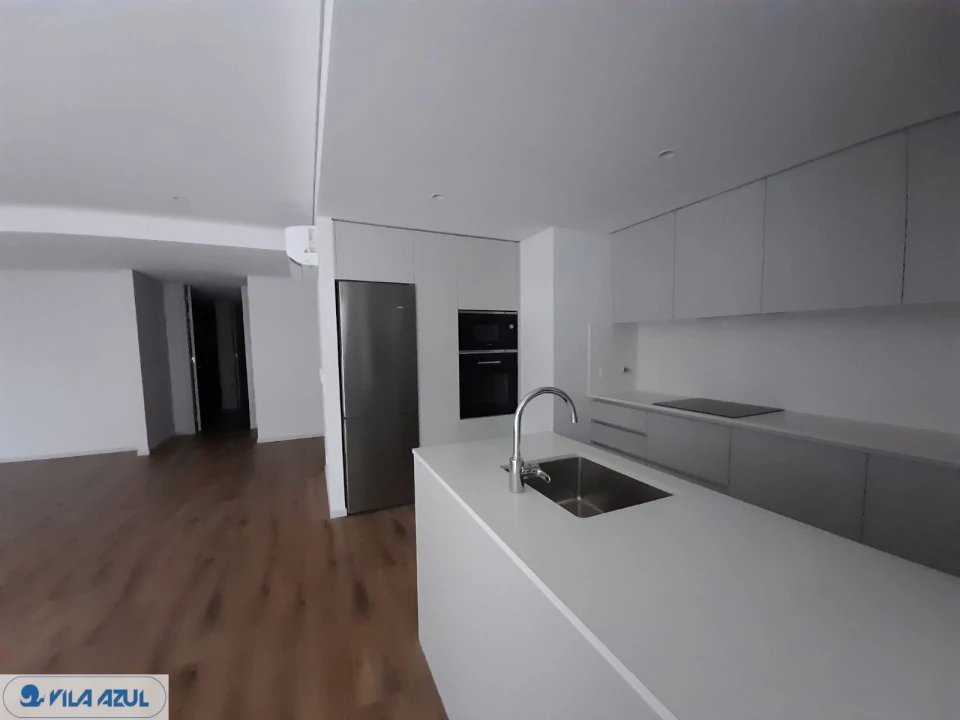 Apartamento T2 para Venda em Mafamude e Vilar do Paraíso Foto 8
