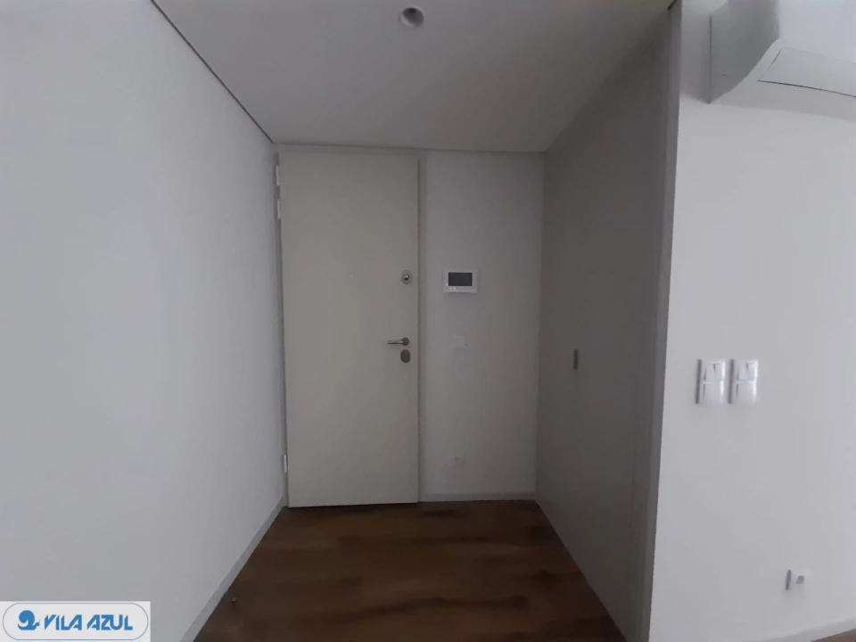 Apartamento T2 para Venda em Mafamude e Vilar do Paraíso Foto 9
