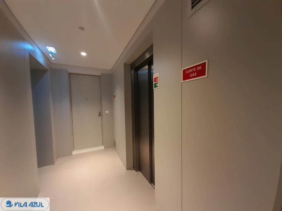 Apartamento T2 para Venda em Mafamude e Vilar do Paraíso Foto 23