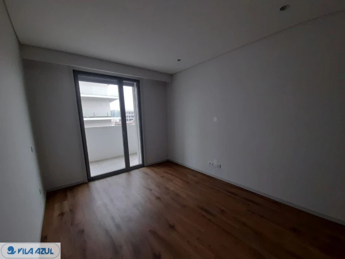 Apartamento T2 para Venda em Mafamude e Vilar do Paraíso Foto 17